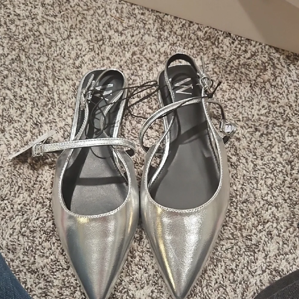 Worthington Silver Pointed Toe Slingback Flats